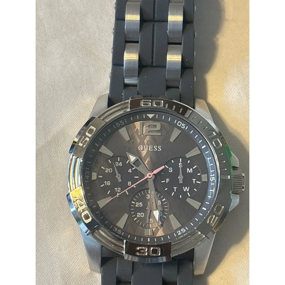 Guess Watch Mens OS Grey Excellent Silicone Strap Multi-Function Sport W0247G3